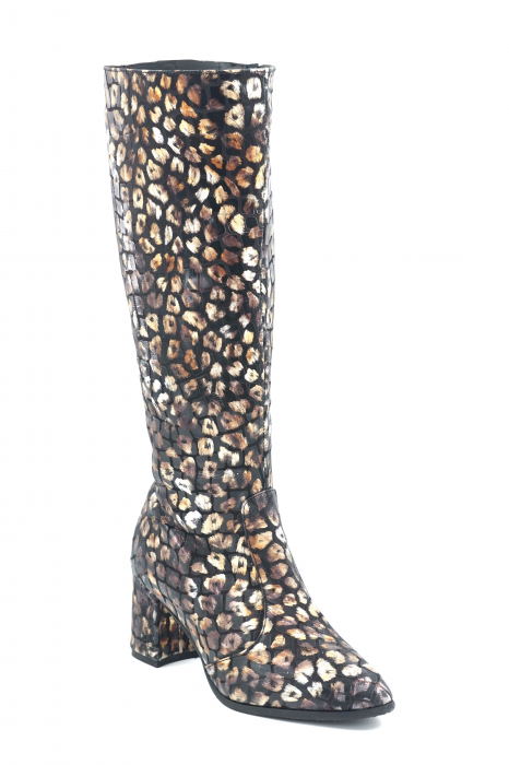 Cizme dama lungi elegante din piele naturala cu imprimeu animal print 3D cu varf rotund si toc mediu gros imbracat 7 cm 70123-23 [2]