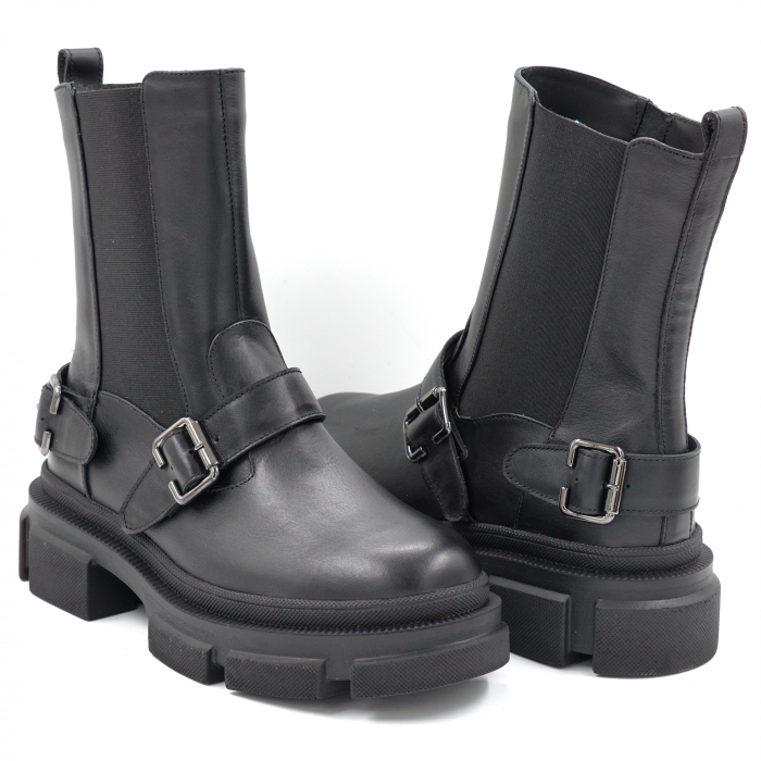 Ghete dama casual din piele naturala neagra cu accesorii metalice, varf rotund si talpa 3 cm 70624-24 [4]