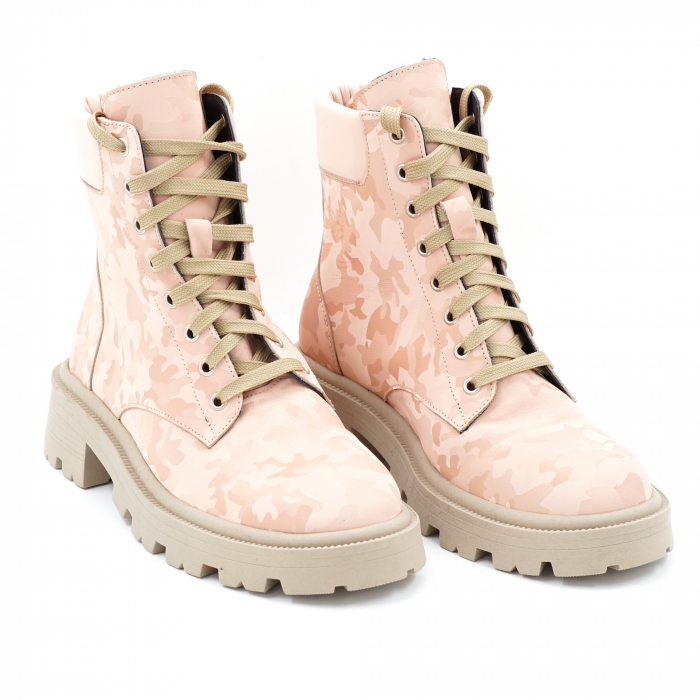 Ghete dama casual din piele naturala lacuita nude roz pudra si roz pudra cu imprimeu militar 3D cu varf rotund si talpa 3 cm  71321-1-23 [3]