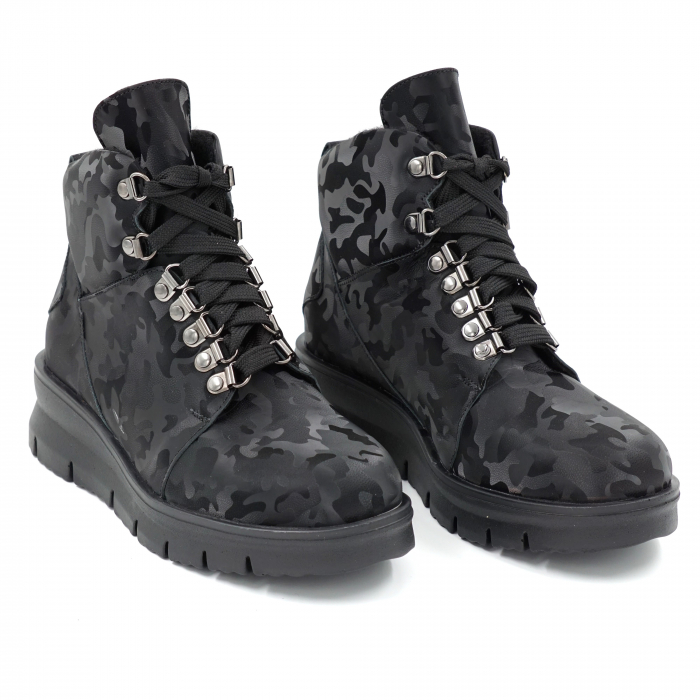 Ghete dama casual sport din piele naturala cu imprimeu negru militar 3D, cu accesorii metalice, cu varf rotund si talpa ortopedica 3 cm 73119-23 [3]