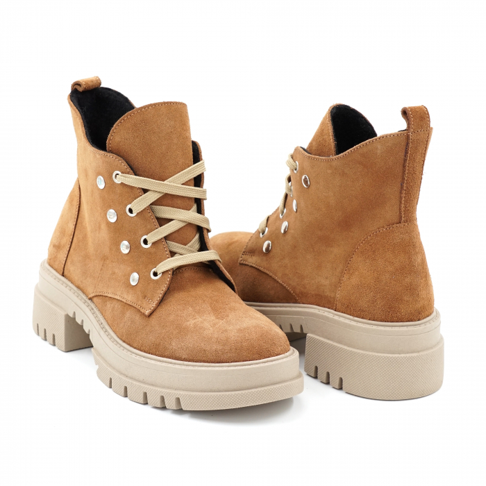 Ghete dama casual din piele naturala intoarsa maro coniac cu capse metalice, varf rotund si talpa 4 cm 74320-23 [4]