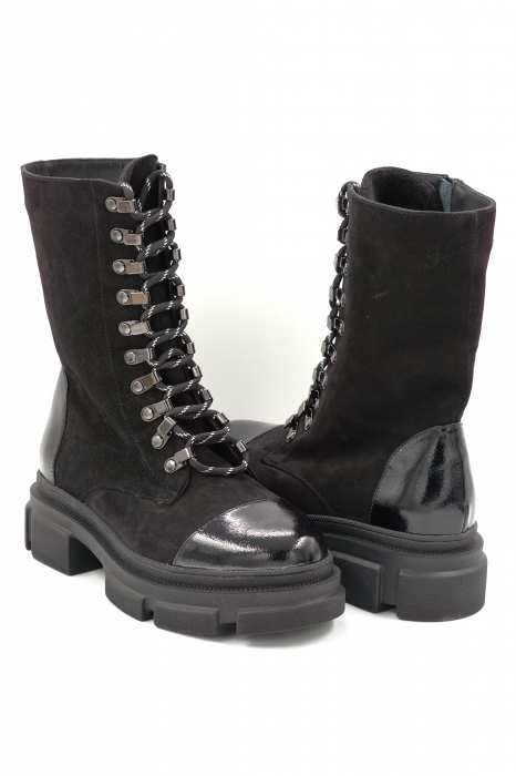Cizme dama din piele naturala intoarsa si lacuita neagra cu varf rotund, talpa  4 cm si accesorii metalice 74920-24 [4]