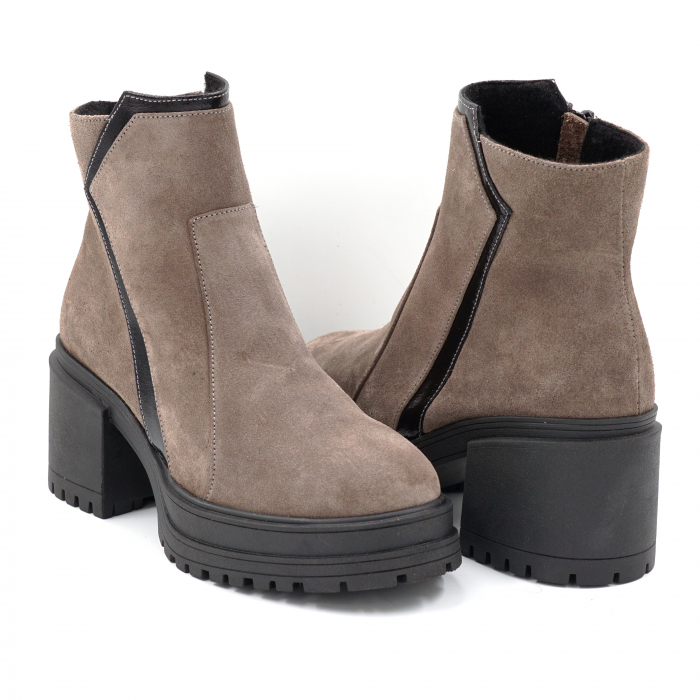 Ghete dama casual din piele naturala intoarsa grej si lac negru cu varf rotund si talpa 3 cm 76020-24 [4]