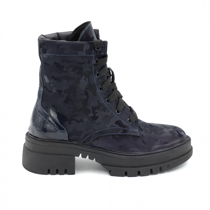 Ghete dama casual din piele naturala bleumaren cu imprimeu militar 3D si lac bleumaren cu varf rotund si talpa 4 cm 77821-23 [1]