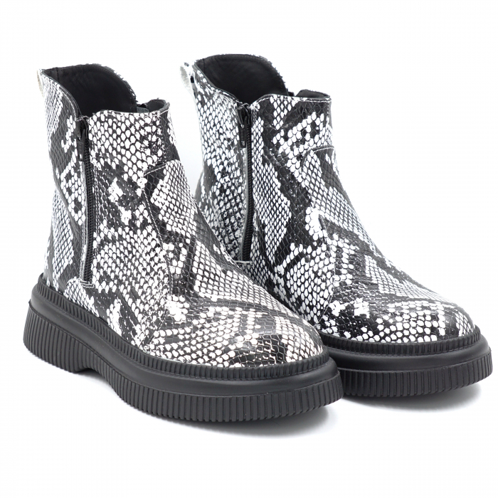 Ghete dama casual din piele naturala cu imprimeu alb cu negru cu varf rotund si talpa 3 cm 78121-1-24 [3]