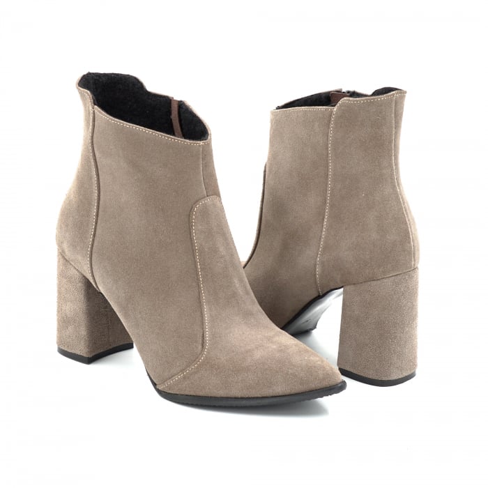 Ghete dama din piele naturala intoarsa grej cu varf ascutit stiletto si toc mediu gros imbracat de 8 cm 78918-3-25 [4]