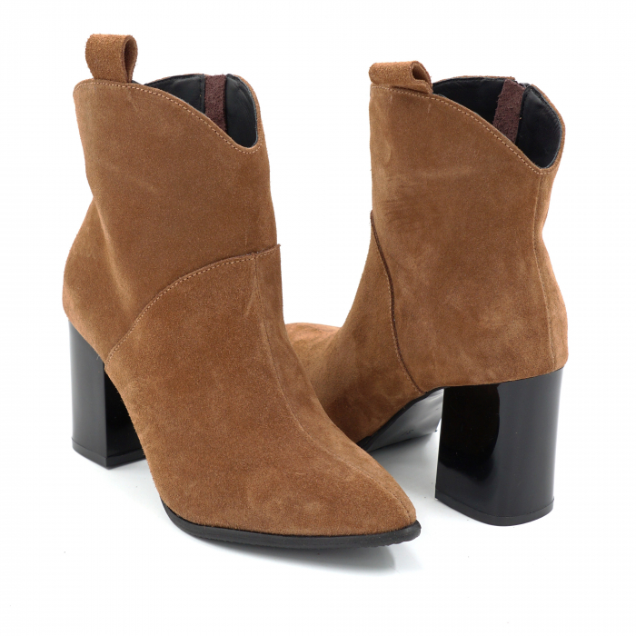 Ghete dama din piele naturala intoarsa maro  cu varf ascutit stiletto si toc mediu gros de 8 cm 70321-3-25 [3]