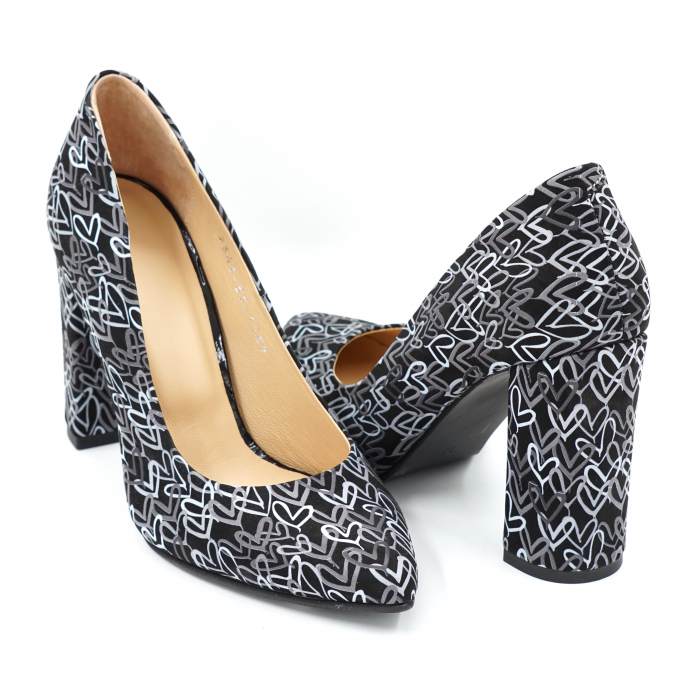 Pantofi dama din piele naturala cu imprimeu negru alb gri cu varf ascutit stileto si toc inalt gros imbracat  9 cm 1159-1-24 [4]