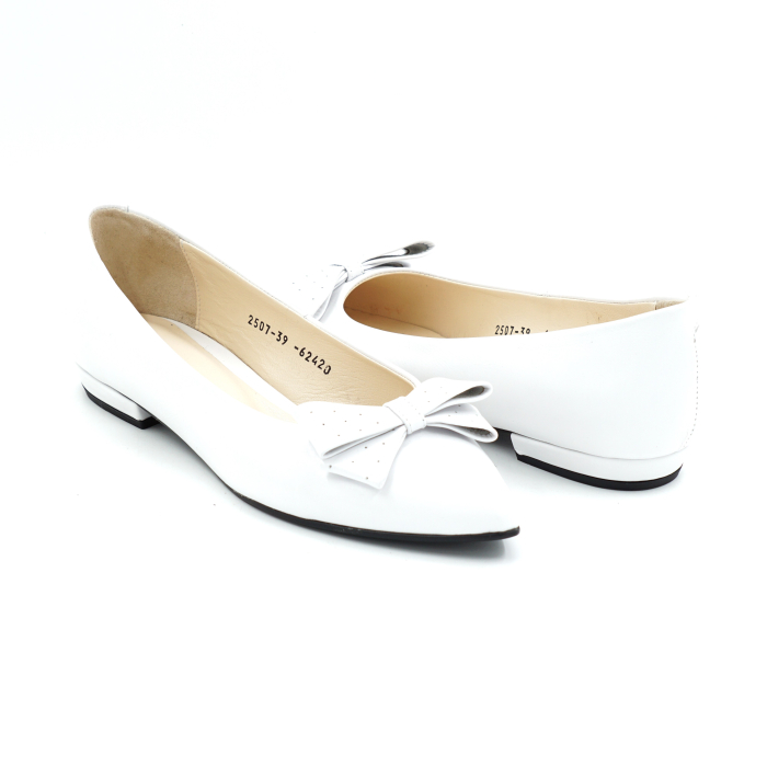 Pantofi dama tip balerini din piele naturala alba cu varf ascutit stiletto si toc mic gros imbracat de 1 cm 62420-2-25 [4]