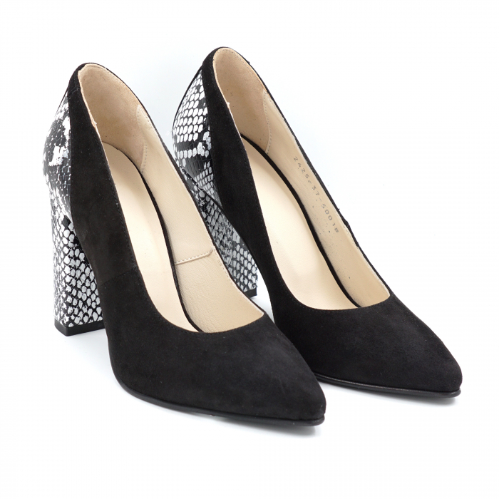 Pantofi dama din piele naturala intoarsa neagra si cu imprimeu sarpe alb-negru cu varf ascutit stileto si toc inalt gros imbracat 9 cm 50018-1-24 [4]