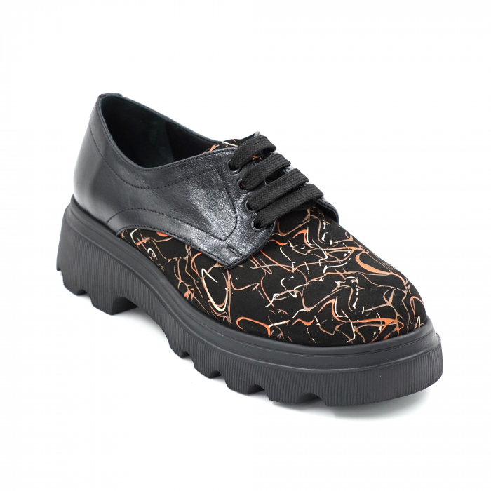 Pantofi dama casual din piele naturala neagra si cu imprimeu colorat cu varf rotund si talpa 4 cm  53017-6-24 [2]