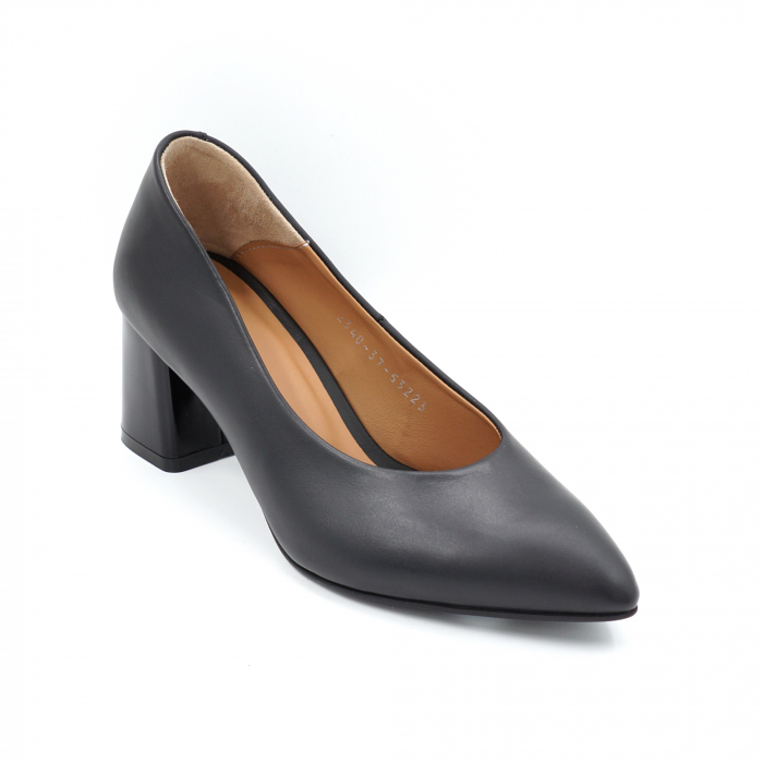 Pantofi dama din piele naturala neagra cu varf ascutit stileto si toc mic gros 6 cm 53223-24 [2]