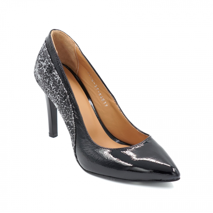 Pantofi dama din piele naturala lacuita neagra si cu imprimeu argintiu cu varf ascutit stileto si toc inalt subtire 9 cm 54817-24 [2]