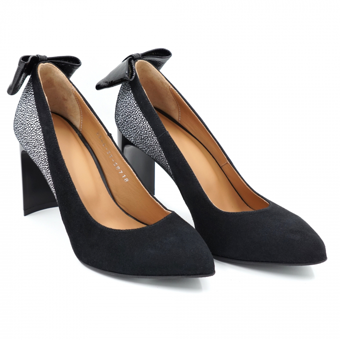 Pantofi dama din piele naturala intoarsa neagra si imprimeu argintiu cu varf ascutit stileto si toc mediu subtire tip bricheta 8 cm 58718-24 [4]