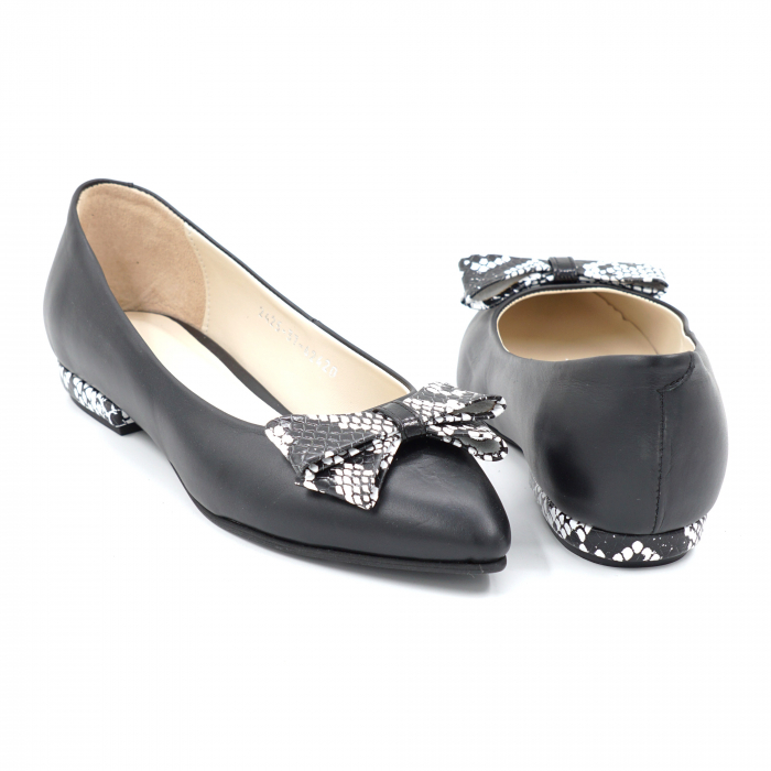 Pantofi dama tip balerini din piele naturala neagra si cu imprimeu sarpe alb negru cu varf ascutit stileto si toc mic gros imbracat 1 cm 62420-4-24 [3]