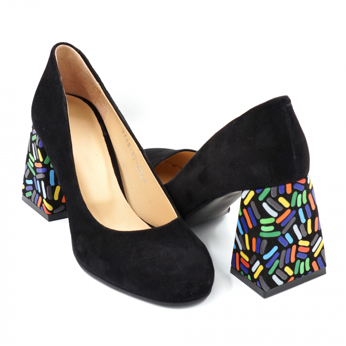 Pantofi dama din piele naturala intoarsa neagra si cu imprimeu multicolor cu varf rotund si toc mediu gros imbracat 8 cm 8065-2-24 [4]