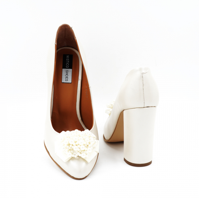 Pantofi dama din piele naturala alb satinat cu varf ascutit si toc inalt gros imbracat 9 cm 53023-25 [4]
