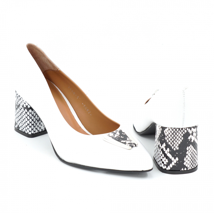 Pantofi dama din piele naturala alba si cu imprimeu sarpe alb cu negru cu varf ascutit stiletto si toc mic gros de 6 cm 50824-25 [3]
