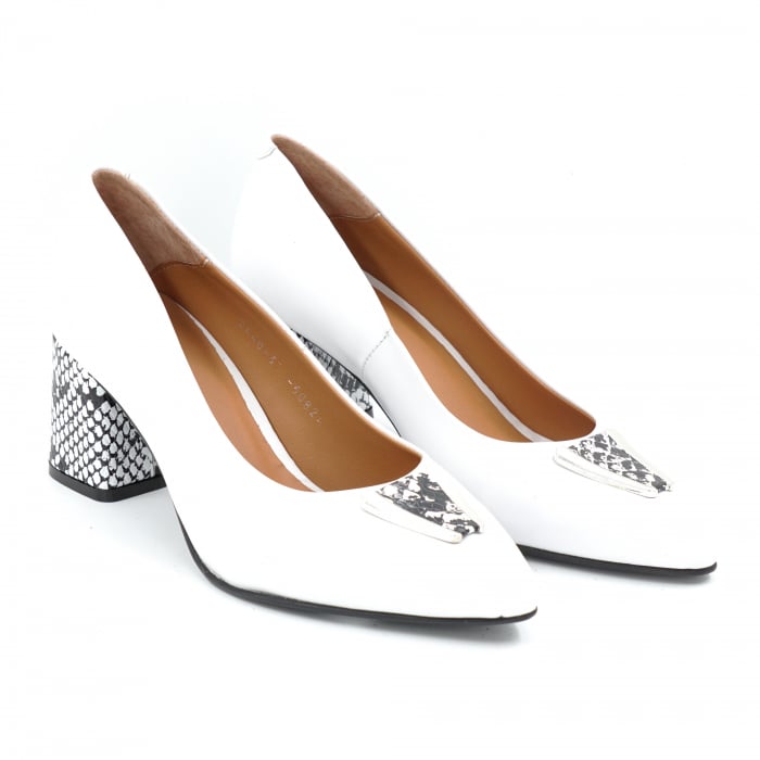 Pantofi dama din piele naturala alba si cu imprimeu sarpe alb cu negru cu varf ascutit stiletto si toc mic gros de 6 cm 50824-25 [2]