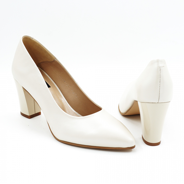 Pantofi dama din piele naturala alba varf ascutit si toc mediu gros 7 cm 0161-1-25 [5]