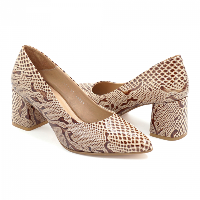 Pantofi dama din piele naturala cu imprimeu lacuit maro cu varf ascutit stiletto si toc mic gros imbracat 6 cm 6057-6-25 [4]