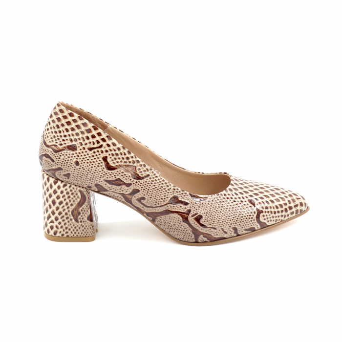 Pantofi dama din piele naturala cu imprimeu lacuit maro cu varf ascutit stiletto si toc mic gros imbracat 6 cm 6057-6-25 [1]
