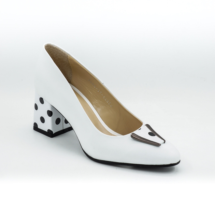 Pantofi dama din piele naturala alba si cu buline negre, cu varf ascutit si toc mic gros imbracat de 6 cm 50824-26 [3]
