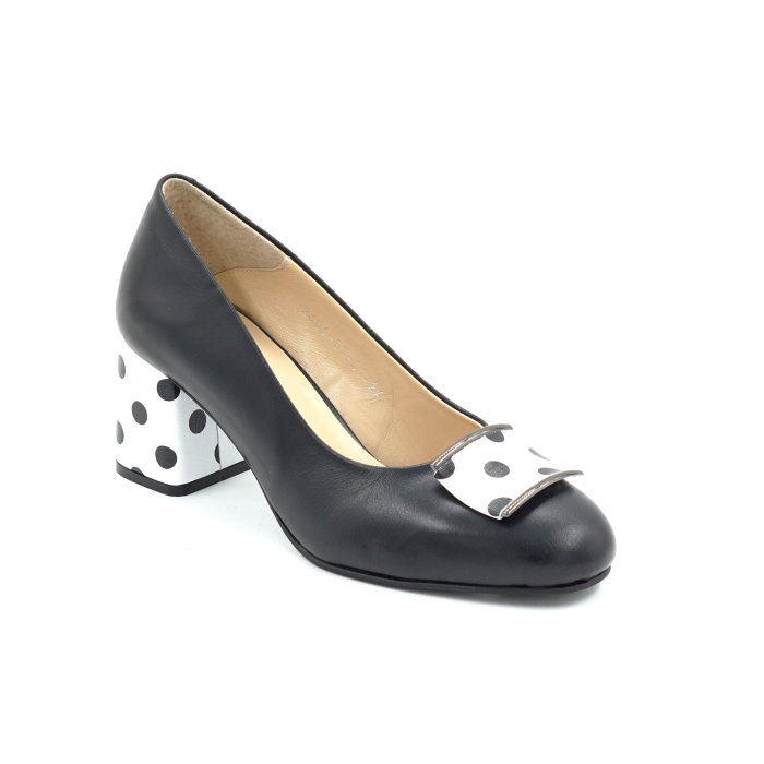 Pantofi dama din piele naturala neagra cu varf rotund si toc mic gros imbracat de 6 cm 51424-26 [6]