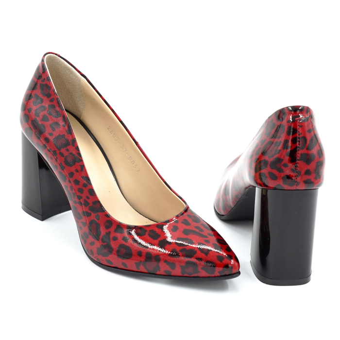 Pantofi dama din piele naturala lacuita rosie cu imprimeu leopard cu cu varf ascutit stiletto si toc mediu gros de 8 cm 8057-2-26 [5]