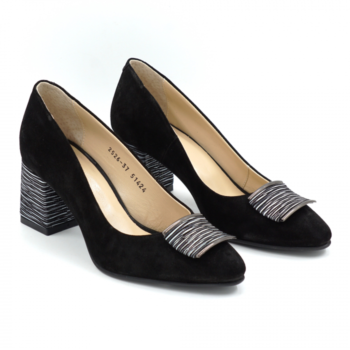 Pantofi dama din piele naturala intoarsa neagra si cu imprimeu dungi albe cu varf ascutit stiletto si toc mic gros imbracat de 6 cm 52424-2-25 [4]