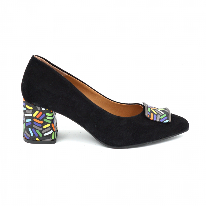 Pantofi dama din piele naturala intoarsa neagra si cu imprimeu multicolor cu varf ascutit si toc mic gros imbracat de 6 cm 51424-1-25 [4]
