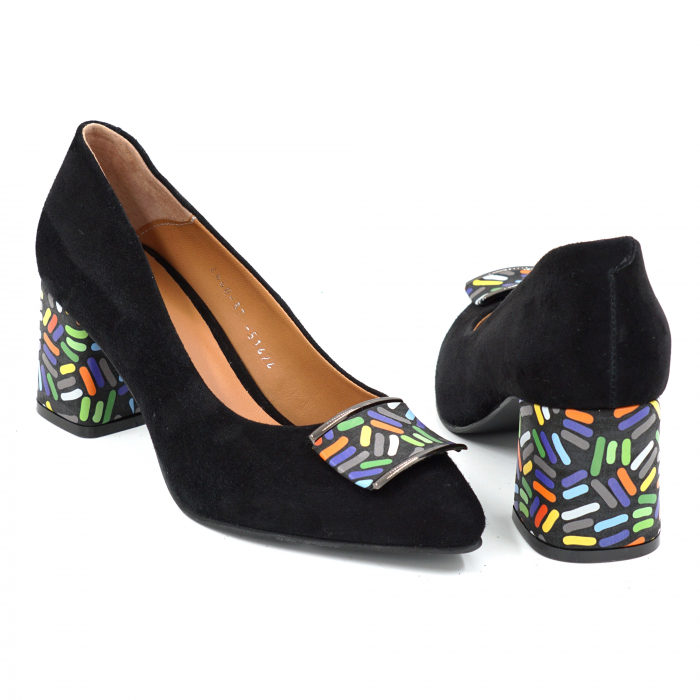 Pantofi dama din piele naturala intoarsa neagra si cu imprimeu multicolor cu varf ascutit si toc mic gros imbracat de 6 cm 51424-1-25 [5]
