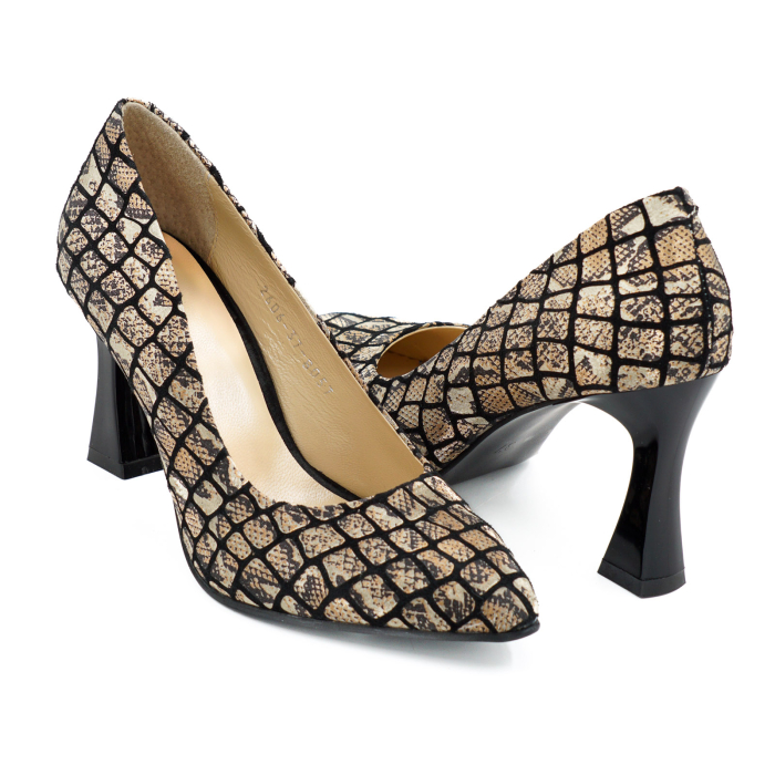 Pantofi dama din piele naturala neagra cu imprimeu animal print, cu varf ascutit stiletto si toc mediu subtire de 8 cm 8057-7-26 [4]
