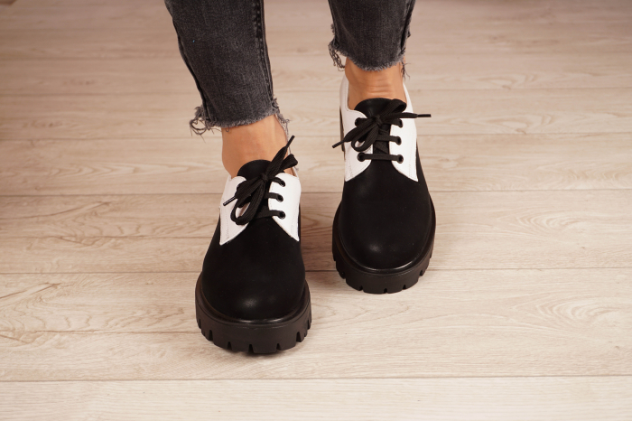 Pantofi dama casual din piele naturala bizonata alba, neagra si cu imprimeu alb-negru cu varf rotund si talpa 3 cm  56320-21 [4]