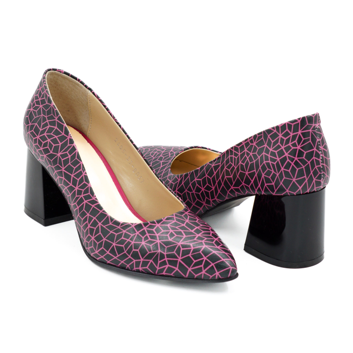 Pantofi dama din piele naturala neagra cu imprimeu fucsia, cu varf ascutit stiletto si toc mic gros de 6 cm 6057-9-26 [4]