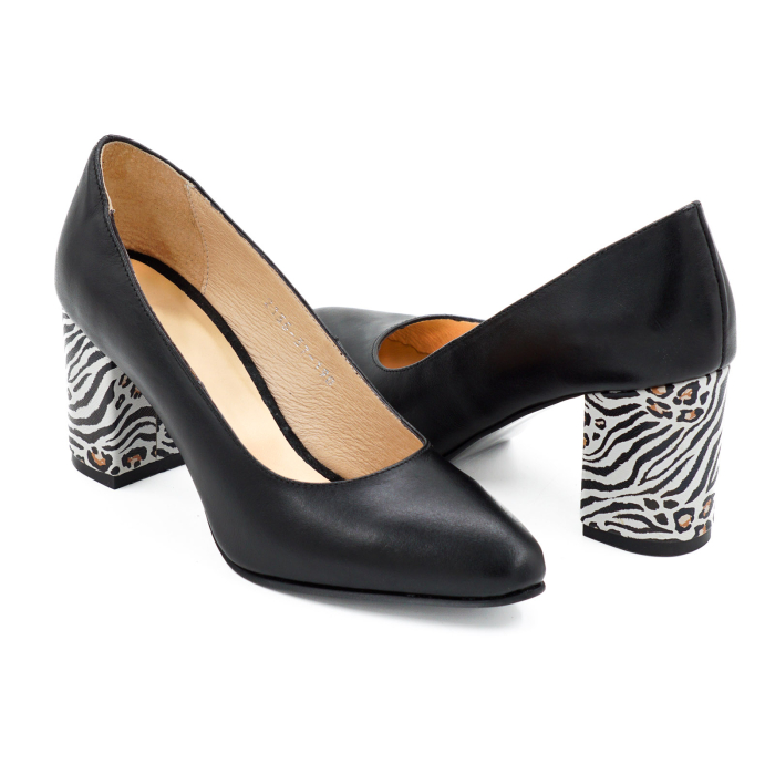 Pantofi dama din piele naturala neagra, cu varf ascutit si toc mediu gros imbracat de 7 cm 0449-11-26 [4]