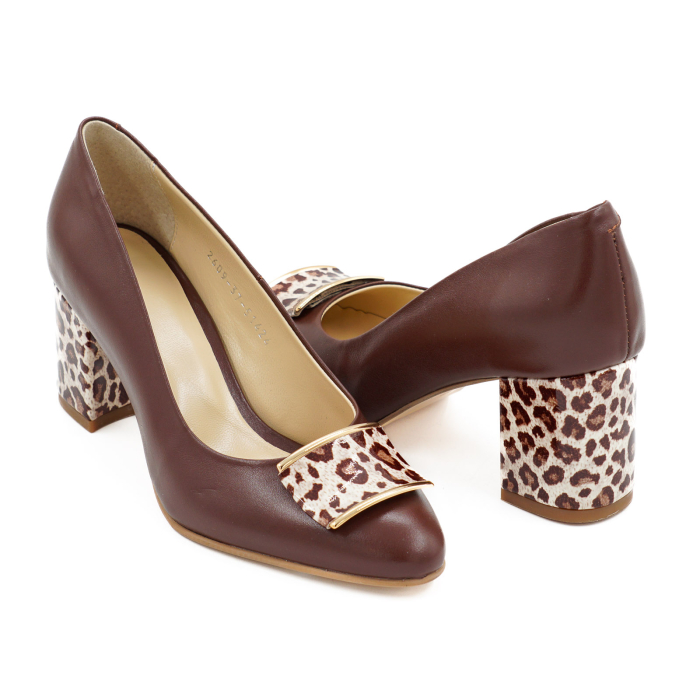 Pantofi dama din piele naturala maro coniac si lacuita cu imprimeu leopard, cu varf ascutit si toc mic gros imbracat de 6 cm 51424-2-26 [7]