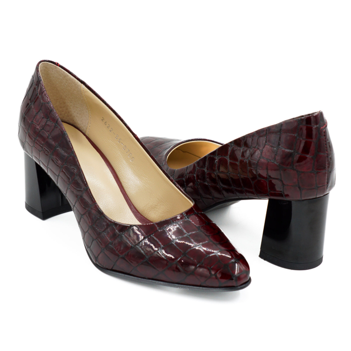 Pantofi dama din piele naturala lacuita croco visiniu, cu varf ascutit si toc mic gros de 6 cm 0700-13-26 [4]