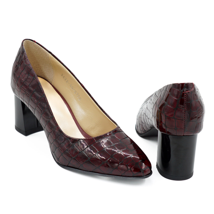 Pantofi dama din piele naturala lacuita croco visiniu, cu varf ascutit si toc mic gros de 6 cm 0700-13-26 [5]