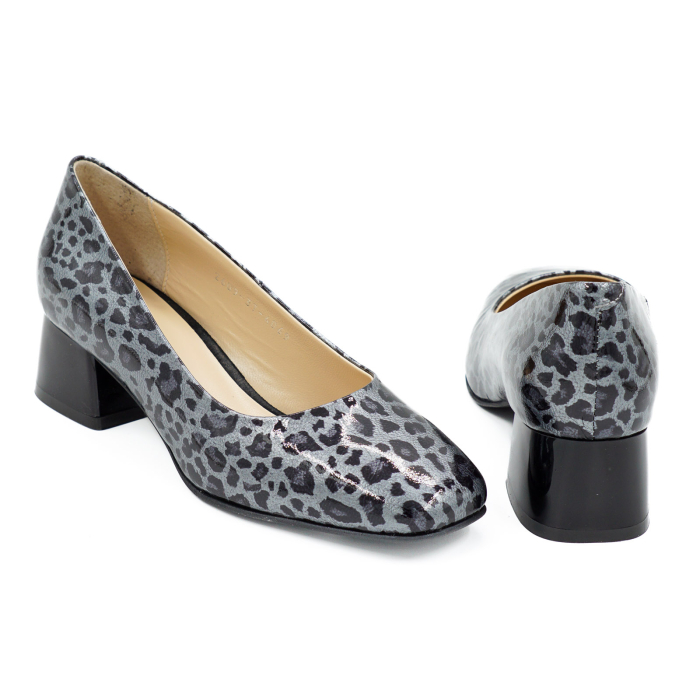 Pantofi dama din piele naturala lacuita gri cu imprimeu leopard, cu varf patrat si toc mic gros de 4 cm 4069-6-26 [5]