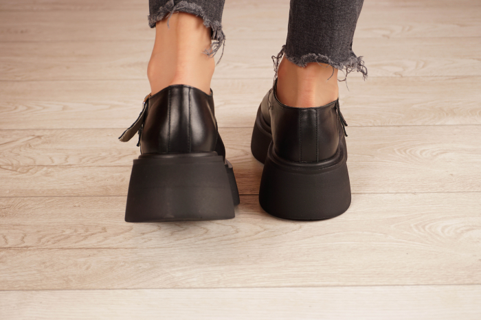 Pantofi dama casual din piele naturala neagra  cu varf rotund si talpa inalta 4 cm 51021-21 [5]