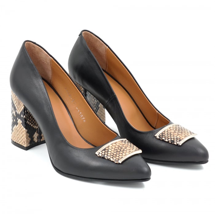 Pantofi dama din piele naturala neagra si cu imprimeu sarpe negru cu bej cu varf ascutit stileto si toc mediu gros imbracat de 8 cm 51024-1-25 [2]