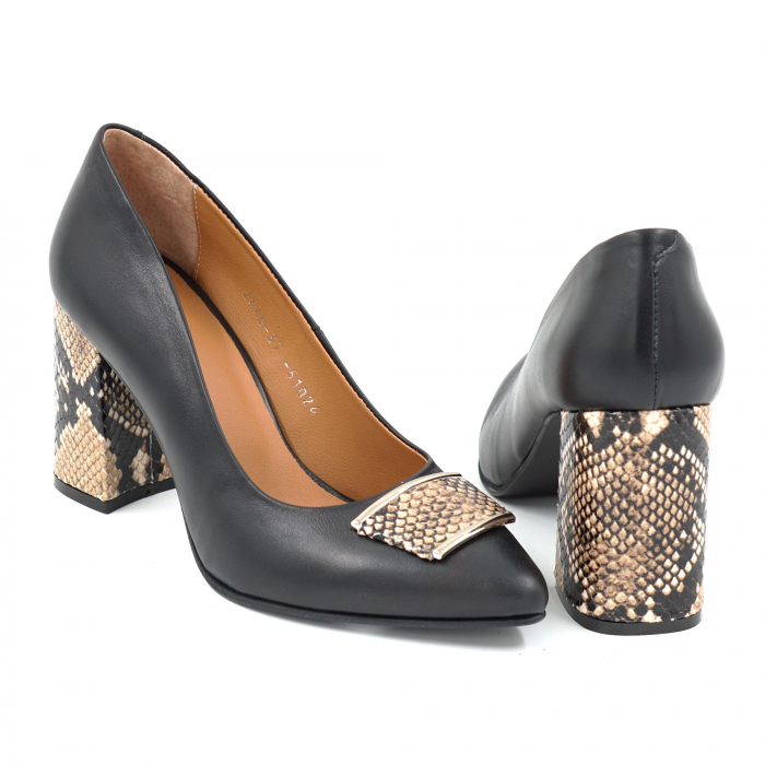 Pantofi dama din piele naturala neagra si cu imprimeu sarpe negru cu bej cu varf ascutit stileto si toc mediu gros imbracat de 8 cm 51024-1-25 [3]