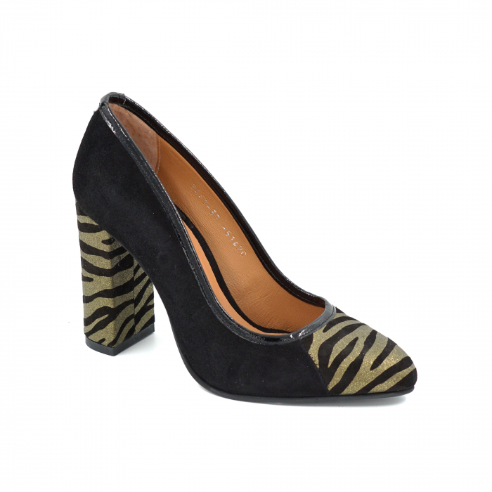 Pantofi dama din piele naturala intoarsa neagra si cu imprimeu zebra auriu cu varf ascutit si toc inalt gros de 9 cm 51420-25 [2]