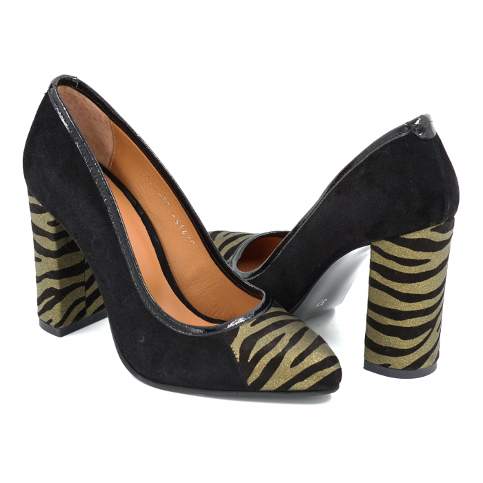 Pantofi dama din piele naturala intoarsa neagra si cu imprimeu zebra auriu cu varf ascutit si toc inalt gros de 9 cm 51420-25 [4]