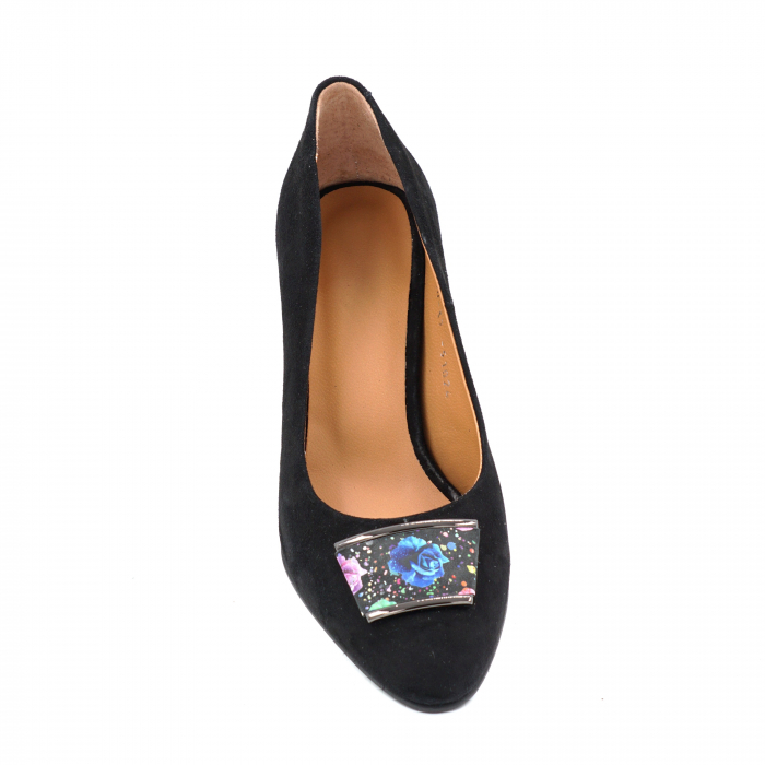 Pantofi dama din piele naturala intoarsa neagra si cu imprimeu floral multicolor cu varf ascutit si toc mic gros imbracat 6 cm 51024-25 [6]