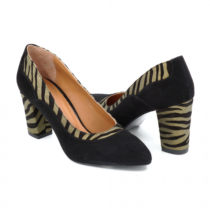 Pantofi dama din piele naturala intoarsa neagra si cu imprimeu zebra auriu cu negru cu varf ascutit si  toc mediu gros imbracat 7 cm 50520-25 [4]