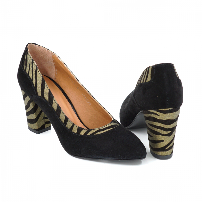 Pantofi dama din piele naturala intoarsa neagra si cu imprimeu zebra auriu cu negru cu varf ascutit si  toc mediu gros imbracat 7 cm 50520-25 [5]