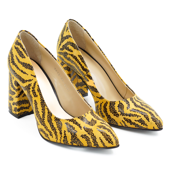 Pantofi dama din piele naturala galben mustar cu imprimeu negru, cu varf ascutit stiletto si toc mediu gros imbracat de 8 cm 8057-3-26 [3]