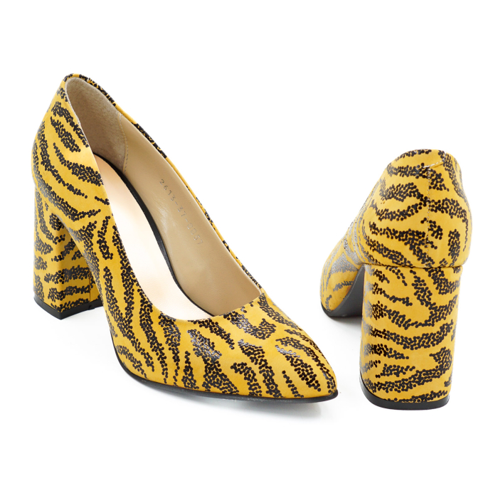 Pantofi dama din piele naturala galben mustar cu imprimeu negru, cu varf ascutit stiletto si toc mediu gros imbracat de 8 cm 8057-3-26 [5]